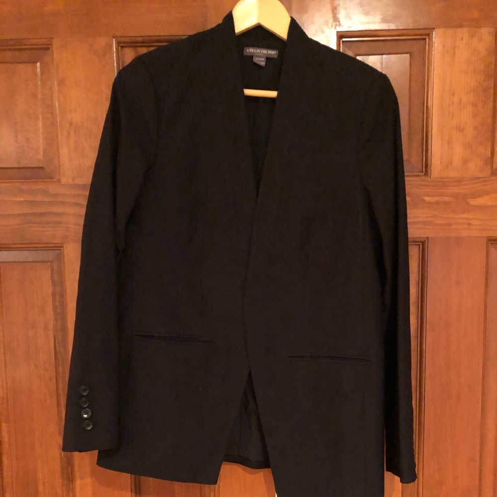 A Pea in the Pod - Maternity Blazer - M